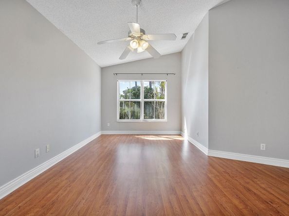 18464 NW 18th St, Pembroke Pines FL 33029
