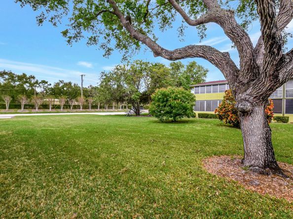 143 Sussex H, West Palm Beach FL 33417