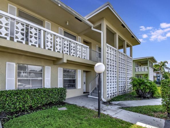2510 Black Olive 104 Boulevard 104, Delray Beach FL 33445