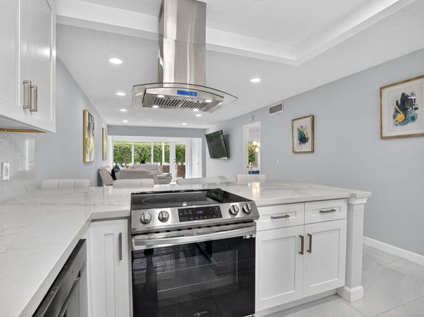 2510 Black Olive 104 Boulevard 104, Delray Beach FL 33445