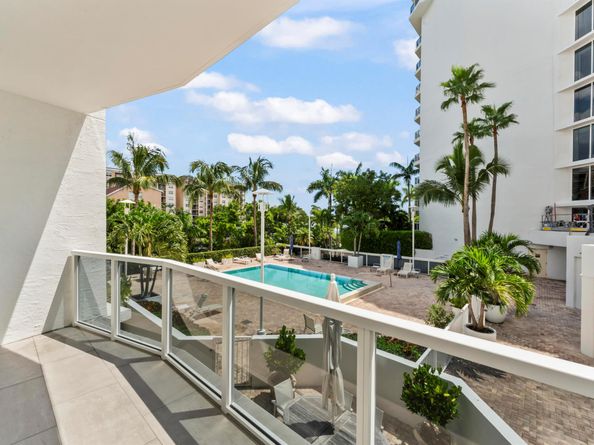 1617 N Flagler Drive 302, West Palm Beach FL 33407