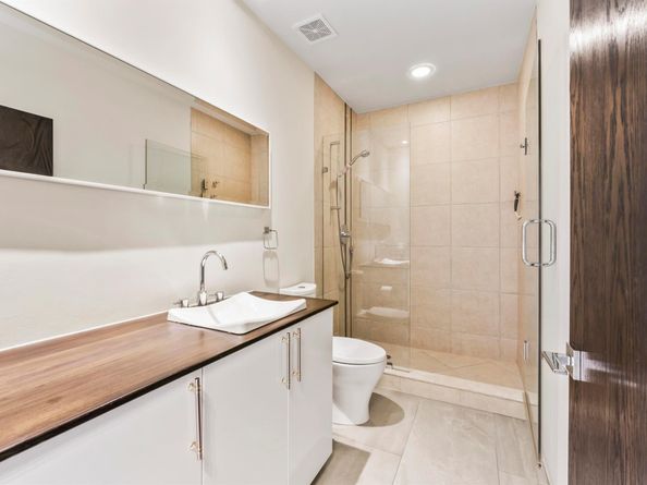 1617 N Flagler Drive 302, West Palm Beach FL 33407
