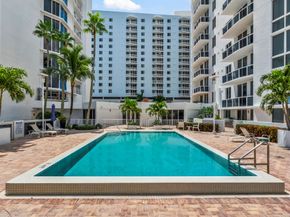 1617 N Flagler Drive 302, West Palm Beach FL 33407