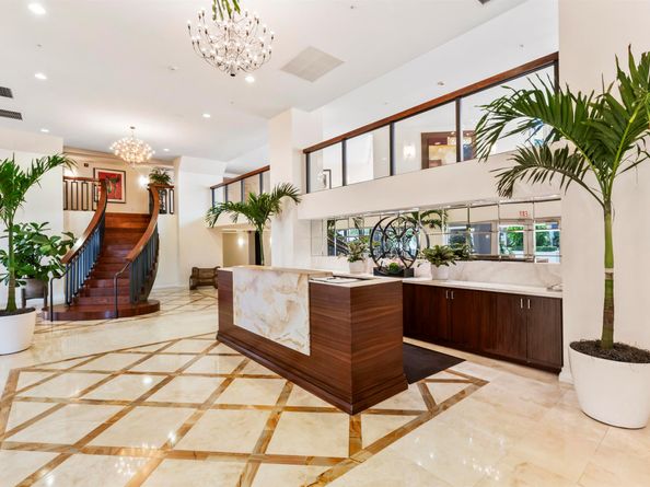 1617 N Flagler Drive 302, West Palm Beach FL 33407