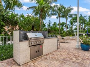 1617 N Flagler Drive 302, West Palm Beach FL 33407