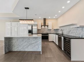 1617 N Flagler Drive 302, West Palm Beach FL 33407