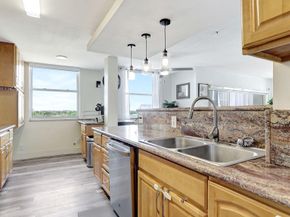 4400 Hillcrest Dr 719C, Hollywood FL 33021