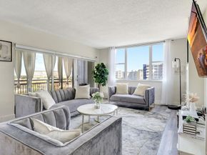 4400 Hillcrest Dr 719C, Hollywood FL 33021