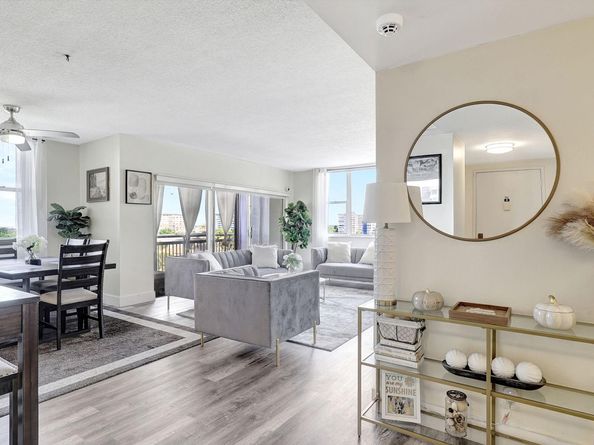 4400 Hillcrest Dr 719C, Hollywood FL 33021