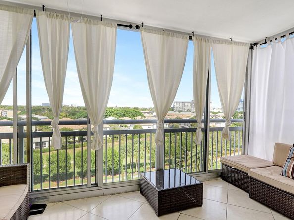 4400 Hillcrest Dr 719C, Hollywood FL 33021