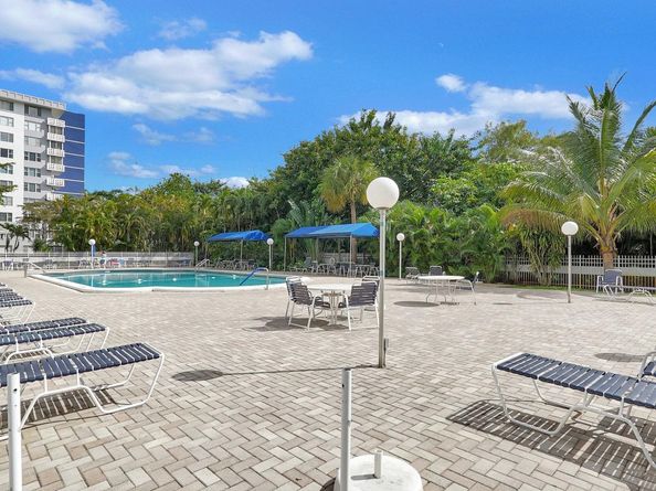 4400 Hillcrest Dr 719C, Hollywood FL 33021