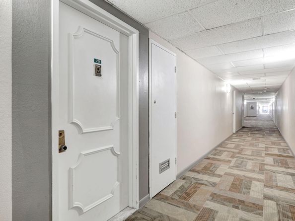 4400 Hillcrest Dr 719C, Hollywood FL 33021