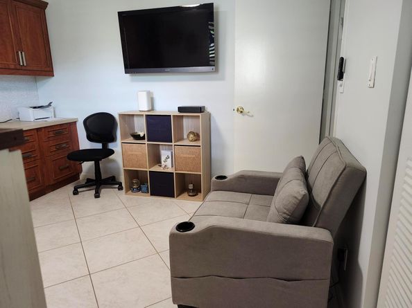 7185 Huntington Lane 405, Delray Beach FL 33446