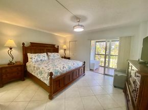 7185 Huntington Lane 405, Delray Beach FL 33446