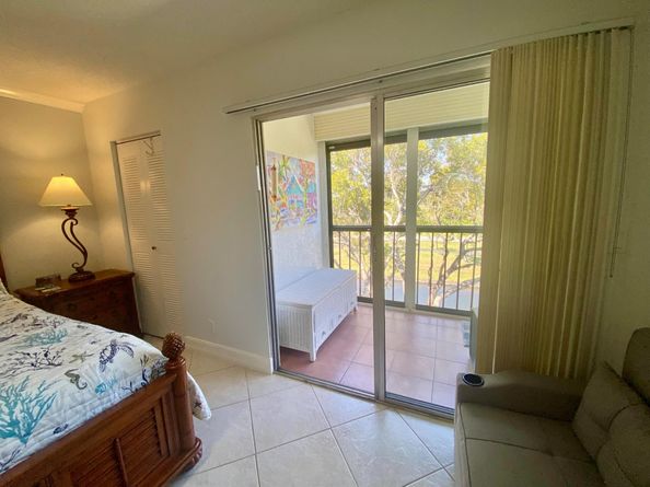 7185 Huntington Lane 405, Delray Beach FL 33446