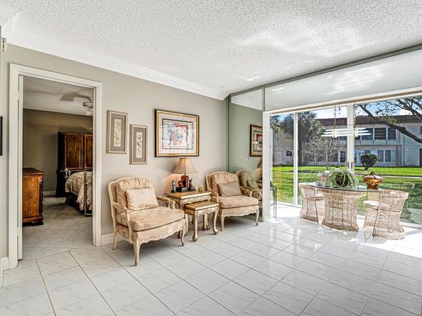 33 Abbey Lane 103, Delray Beach FL 33446