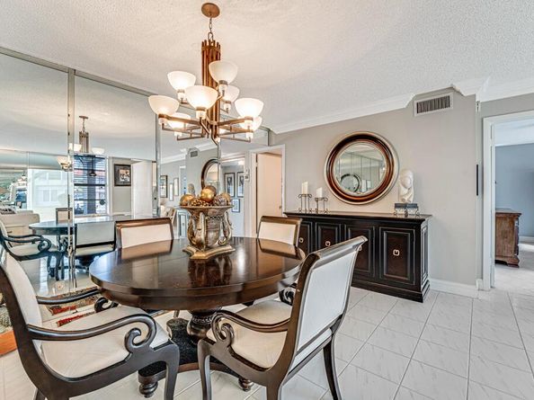 33 Abbey Lane 103, Delray Beach FL 33446