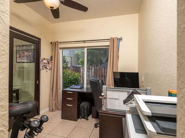 5048 SW 136th Ave, Miramar FL 33027