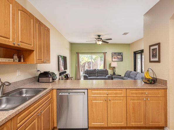 5048 SW 136th Ave, Miramar FL 33027