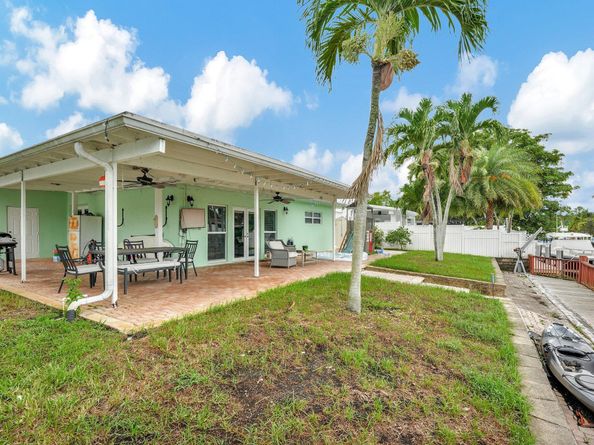 2443 Andros Lane, Fort Lauderdale FL 33312