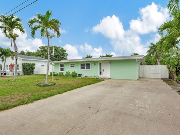2443 Andros Lane, Fort Lauderdale FL 33312