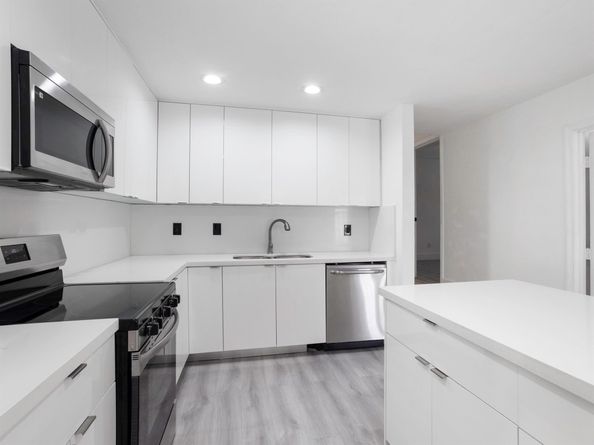 231 N Seacrest Circle, Delray Beach FL 33444