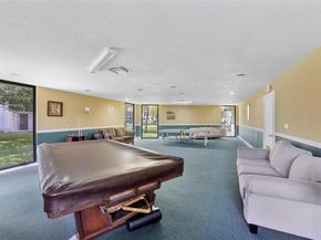 104 Royal Park Dr 4B, Oakland Park FL 33309