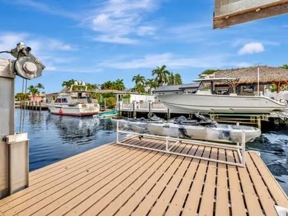 2358 SE 11th St, Pompano Beach FL 33062