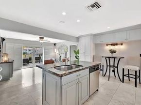 2358 SE 11th St, Pompano Beach FL 33062