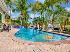 2358 SE 11th St, Pompano Beach FL 33062