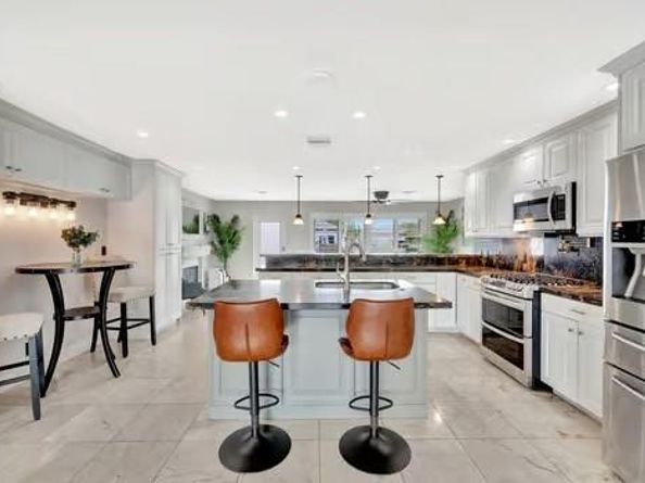 2358 SE 11th St, Pompano Beach FL 33062
