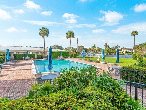 86 Macfarlane Drive 4d, Delray Beach FL 33483