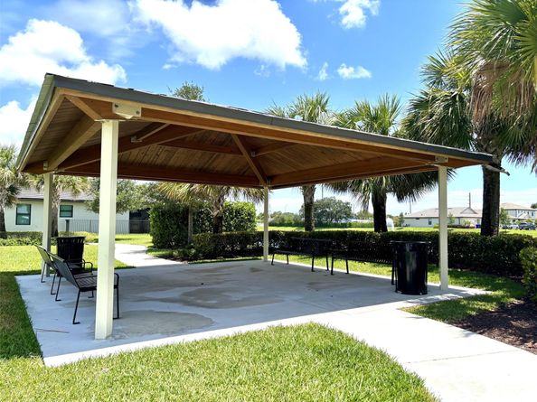 4224 NW 56th Dr, Coconut Creek FL 33073