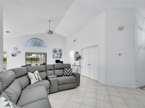 8071 Popash Court, Boynton Beach FL 33472