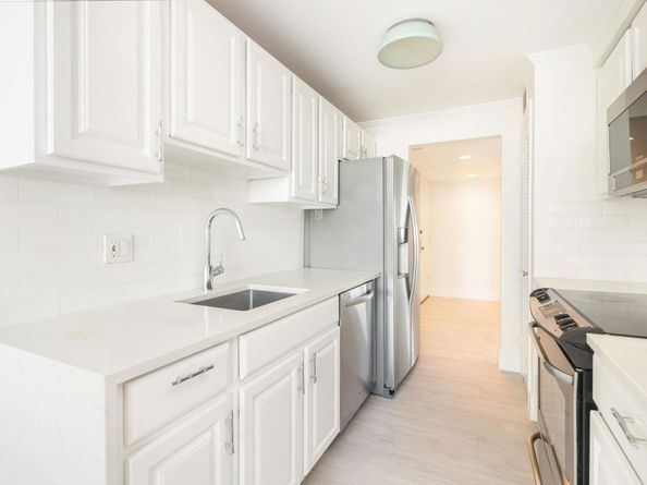 3800 Washington Road 712, West Palm Beach FL 33405