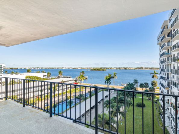 3800 Washington Road 712, West Palm Beach FL 33405