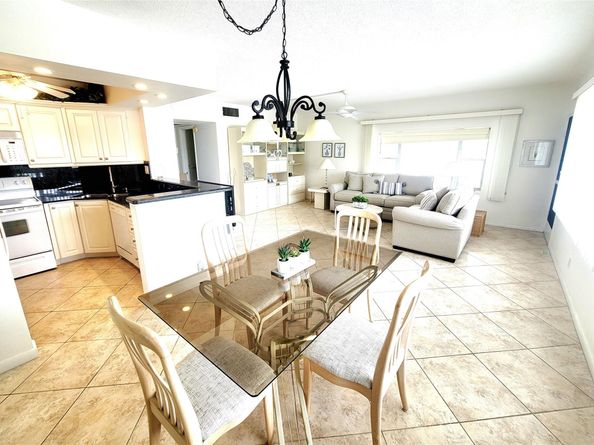 3200 NE 7th Ct 208A, Pompano Beach FL 33062