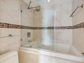 3625 N Country Club Drive Ph 8, Aventura FL 33180