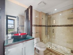 3625 N Country Club Drive Ph 8, Aventura FL 33180