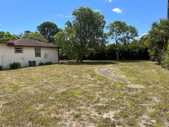 821 SW 4th Avenue, Delray Beach FL 33444