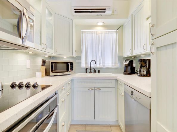 2508 Bay Drive 14, Pompano Beach FL 33062