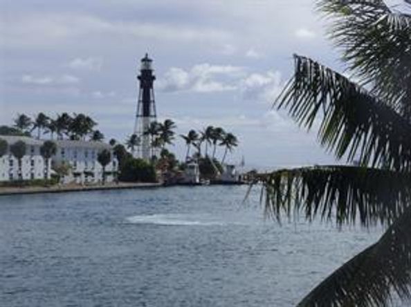 1323 NE 28th Ave 126, Pompano Beach FL 33062