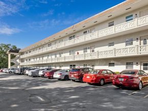 3501 NW 47th Ave 505, Lauderdale Lakes FL 33319