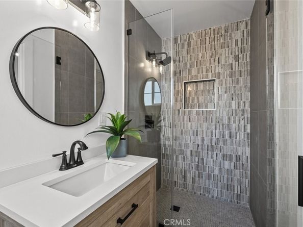 13240 -13242 Tripoli Avenue, Sylmar CA 91342