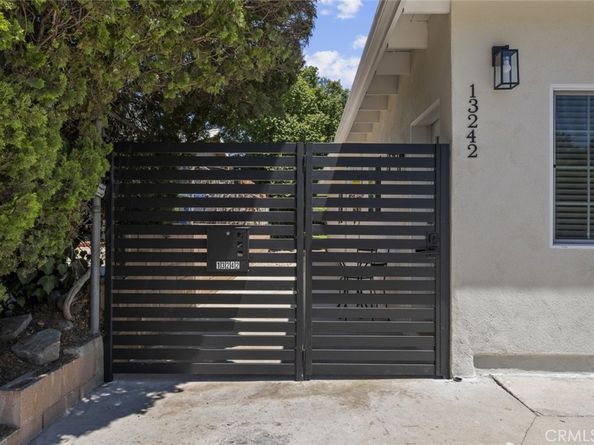 13240 -13242 Tripoli Avenue, Sylmar CA 91342