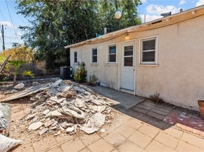 1344 N Parish Pl, Burbank CA 91506