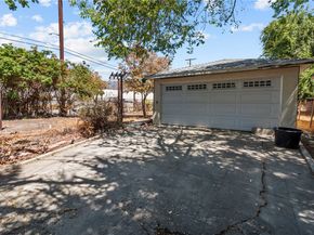 1344 N Parish Pl, Burbank CA 91506