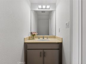 9325 Sunland Park Drive 2, Sun Valley CA 91352