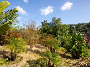 9336 Wayside Drive, Sunland CA 91040