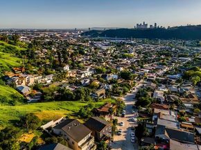 3620 Altamont, Los Angeles CA 90065